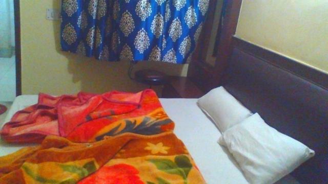 Sahara International Deluxe Otel Yeni Delhi Oda fotoğraf